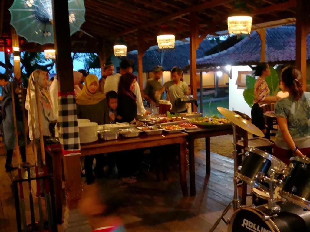 Ketapang Resort Karanghawu Exterior photo