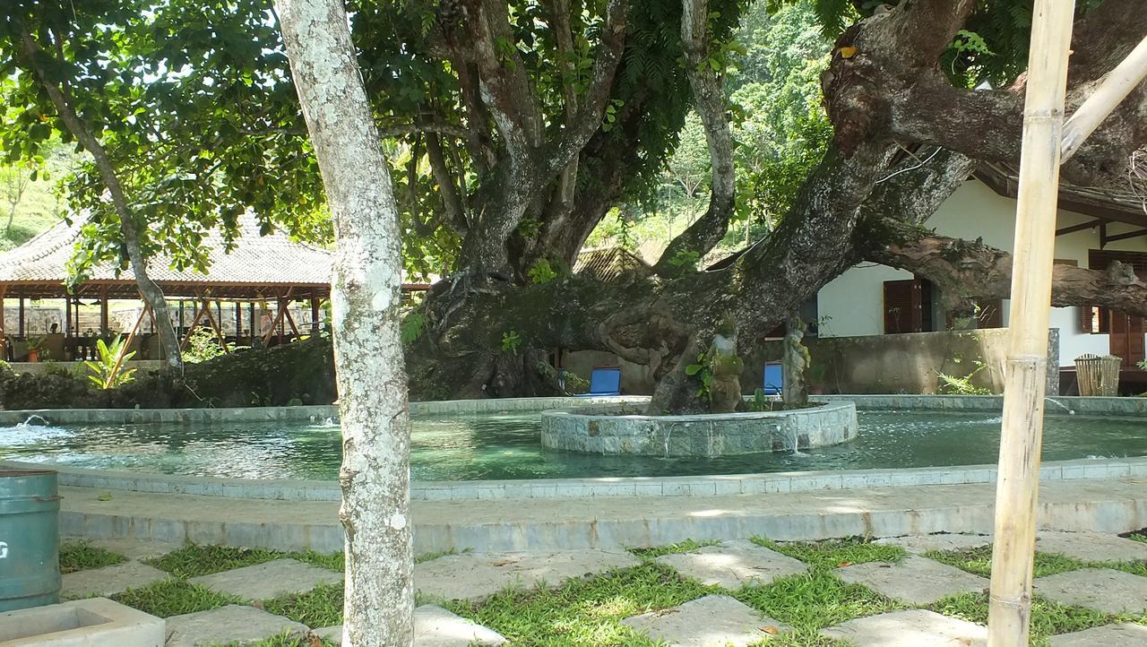 Ketapang Resort Karanghawu Exterior photo