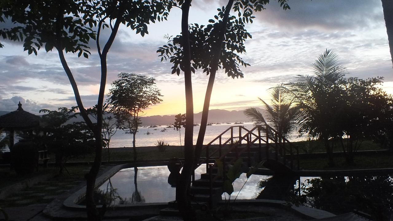 Ketapang Resort Karanghawu Exterior photo