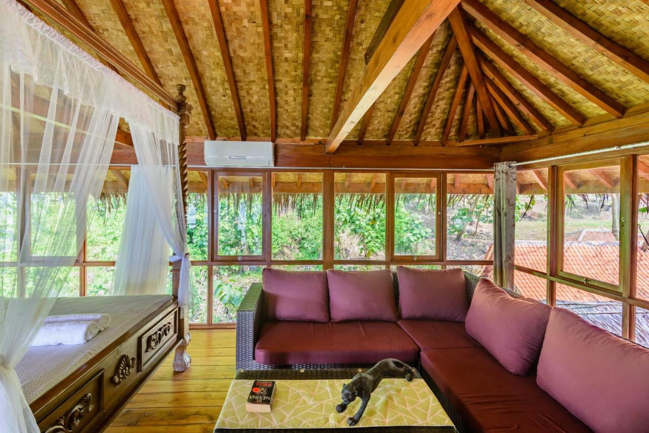 Ketapang Resort Karanghawu Exterior photo